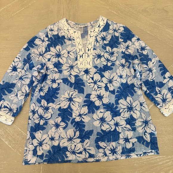 Cathy Daniels Blue and White Tropical Floral Tunic with Mandarin Collar - Picture 1 of 8